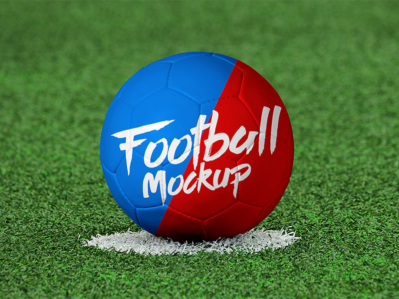 Jogador de Futebol Mockup com Bola PSD [download] - Designi