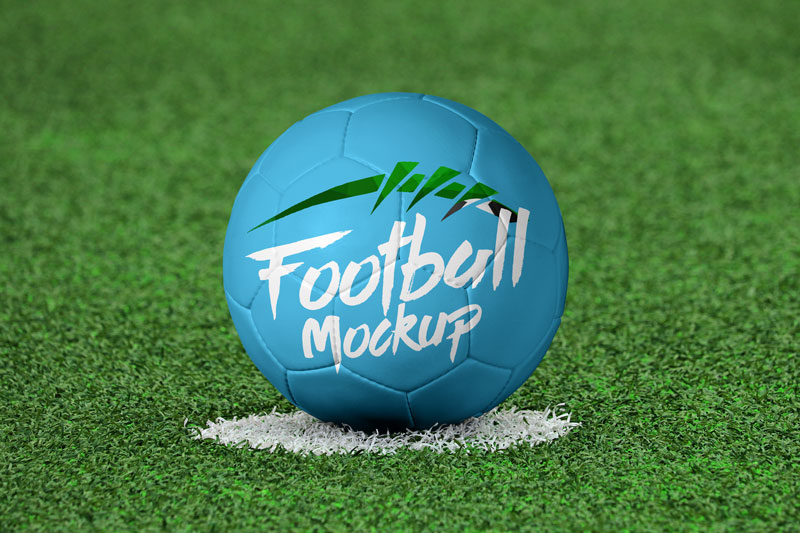 Jogador de Futebol Mockup com Bola PSD [download] - Designi