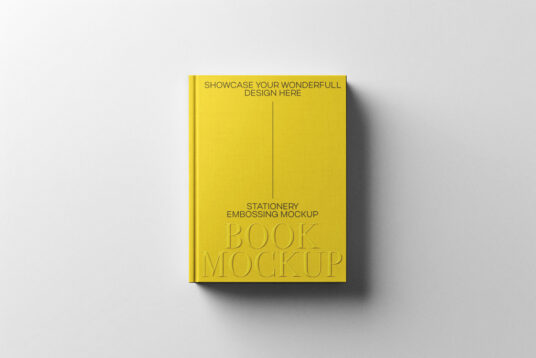 Mockup de Livro Capa Dura com Texto em Relevo